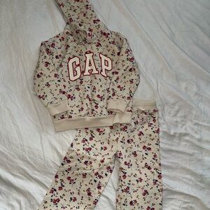 GAP Cream Floral Hoodie and Pants Set
